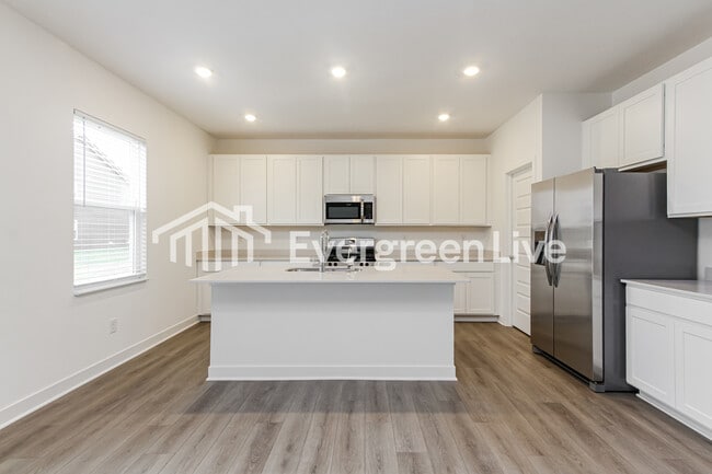 Foto del edificio - 852 Penrose Pl