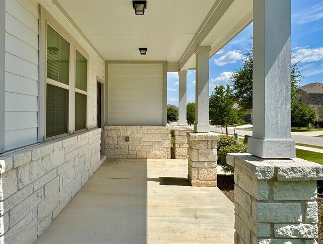 Foto del edificio - 1509 Longhorn Ranch Dr