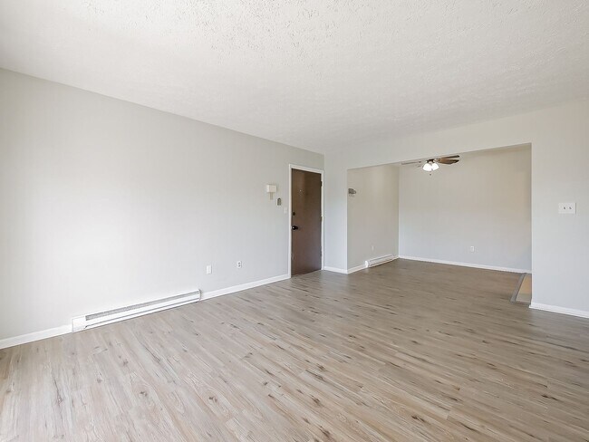 Foto del edificio - 125 E Van Riper Rd