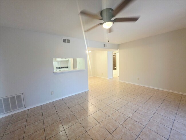 Foto del edificio - 12511 Ashford Meadow Dr