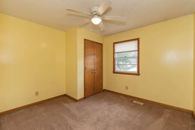 Foto del edificio - Cozy Three Bedroom Family Home!