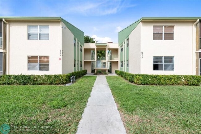 Building Photo - 4278 NW 89th Ave
