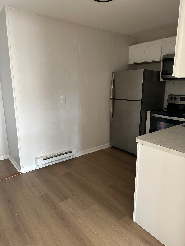 Foto del edificio - 301 Columbia Ave