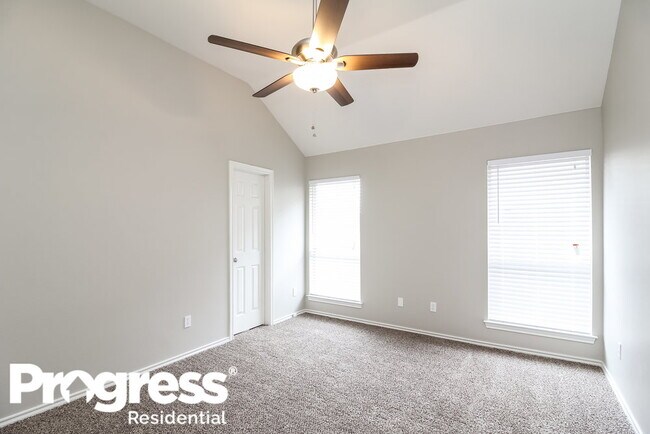 Foto del edificio - 229 N Waterford Oaks Dr