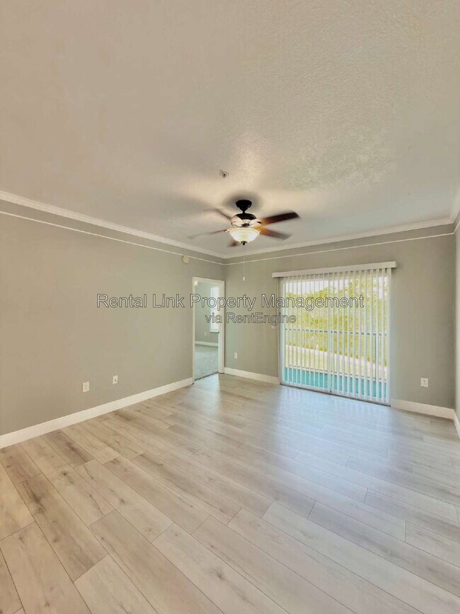 Building Photo - 11530 Villa Grand