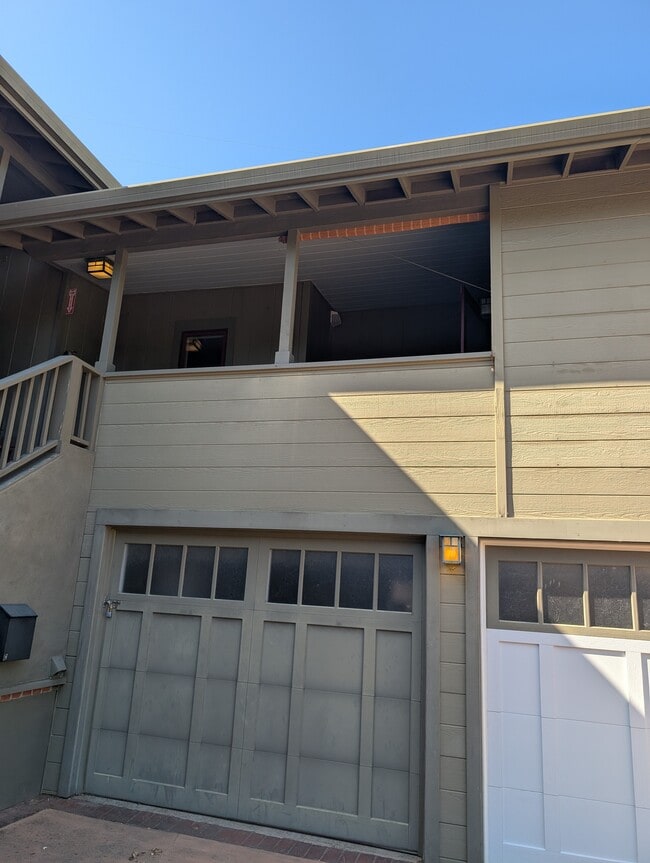 Building Photo - 529 San Benito Ave