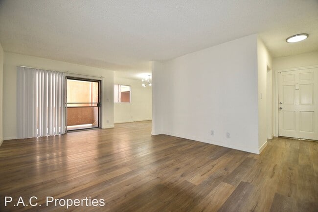 Building Photo - 3 br, 2 bath Apartment - 5036 Coldwater Ca...