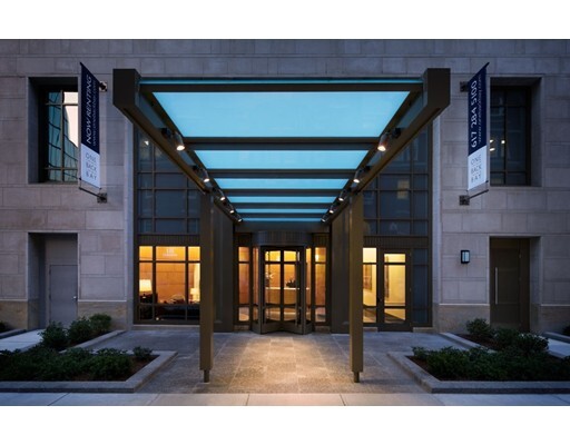 Building Photo - 130 Clarendon St