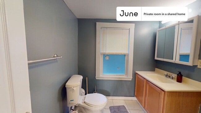 Photo - Room in Shared 4 bed/2.5 bath home