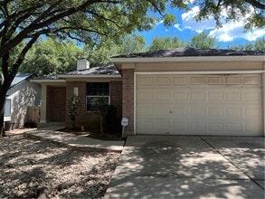 Building Photo - 901 Calico Dr