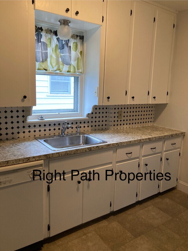 Foto del edificio - 129 Brandtson Ave