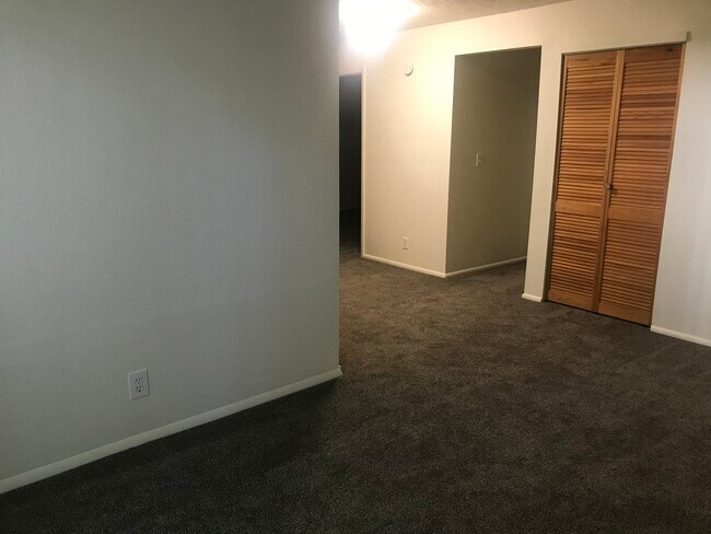 Foto del edificio - 4633 S Quail Vista Ln