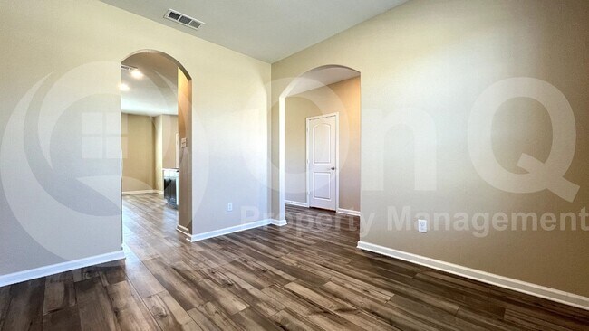 Building Photo - 283 Moonstone Way