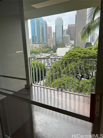 Foto del edificio - 1511 Nuuanu Ave