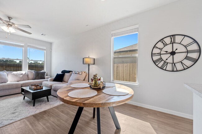 Building Photo - 20819 Adventure Wy