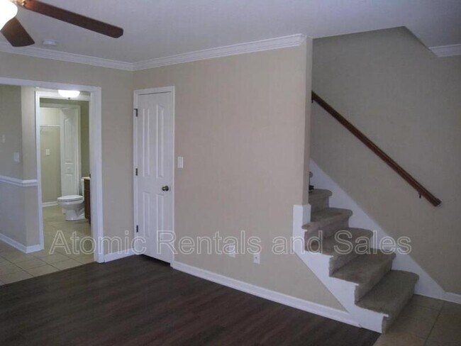 Foto del edificio - 4782 Forest Landing Way