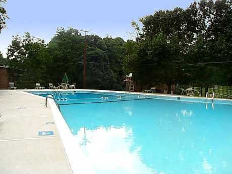 Piscina - Glenmont Forest