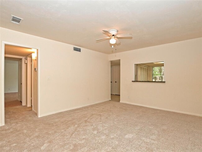 Building Photo - 3 Casa Verde St