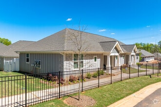 Building Photo - Zora University