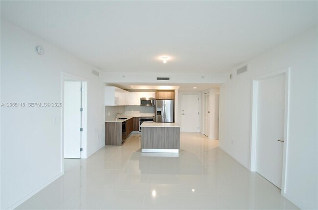 Building Photo - 5300 Paseo Blvd