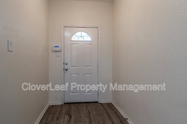Foto del edificio - 21951 Legend Point Dr