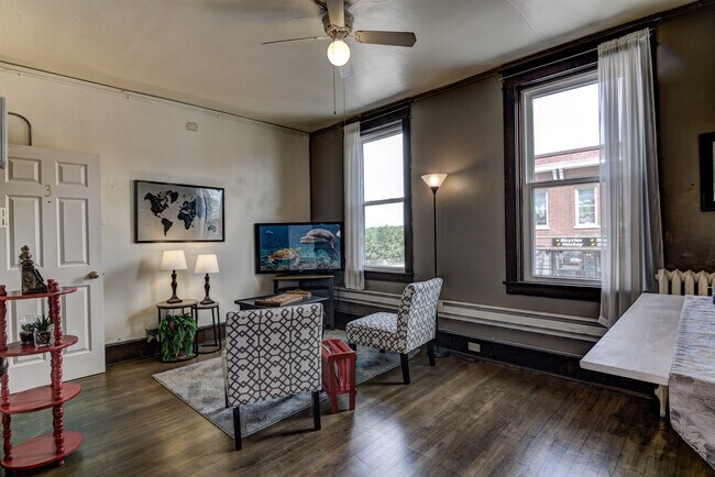 Staging furniture only - 711 4th St E