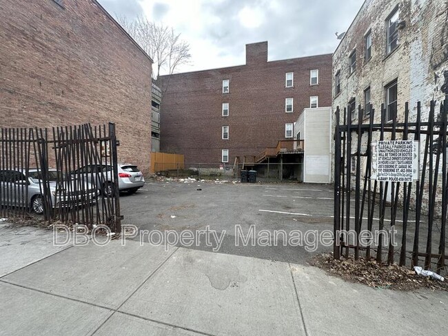 Building Photo - 262 Washington Ave