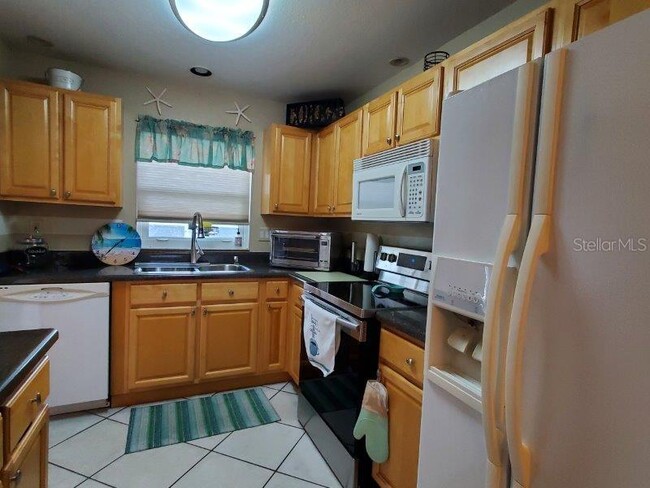 Building Photo - 3233 Woodthrush Dr