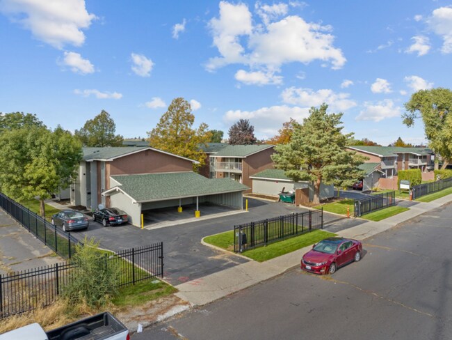 Foto del edificio - 6603 N Standard St