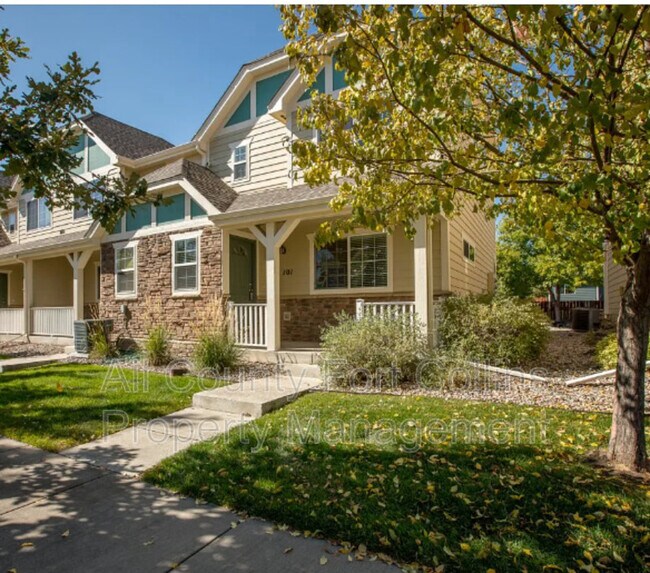 Foto del edificio - 1021 Andrews Peak Dr
