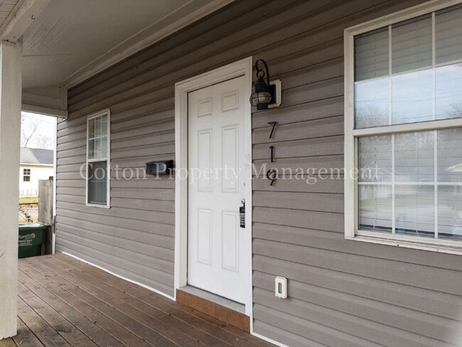 Building Photo - 2BR/2BA Home in Downtown Wilmington - $1,500/month- Pet Friendly*