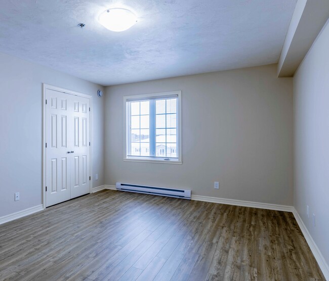 Building Photo - Woodbury Place