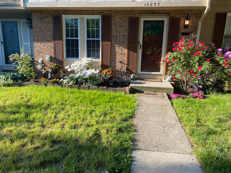 14207 Castlemoor Ct, Burtonsville, MD 20866 Townhome Rentals in
