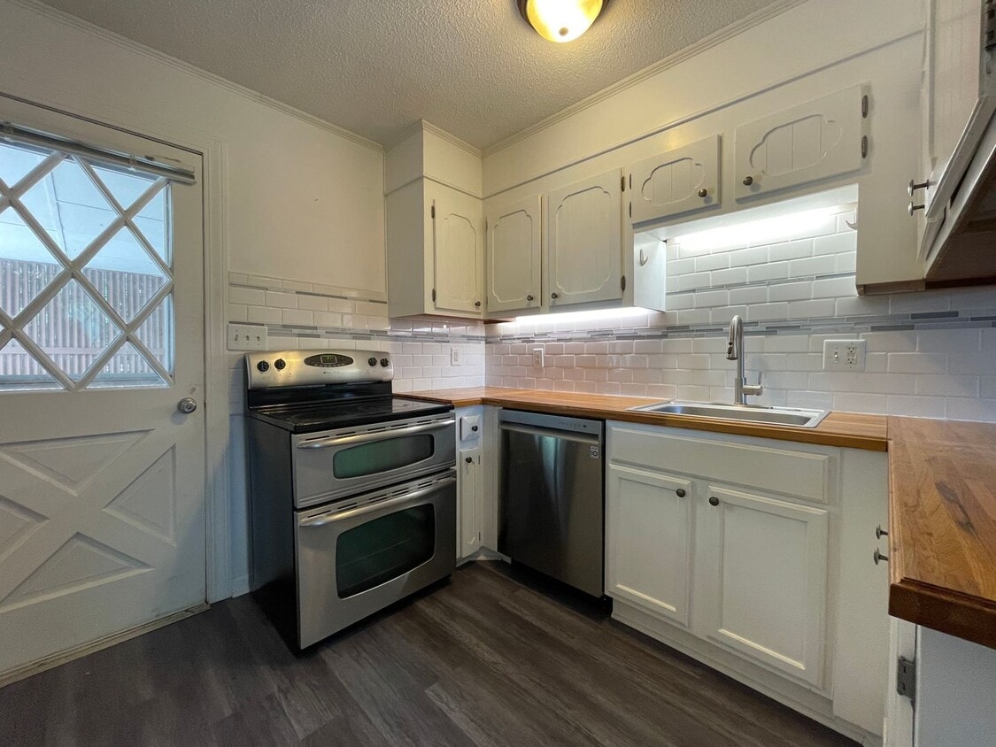 101 Allen St, Belmont, NC 28012 House Rental in Belmont, NC