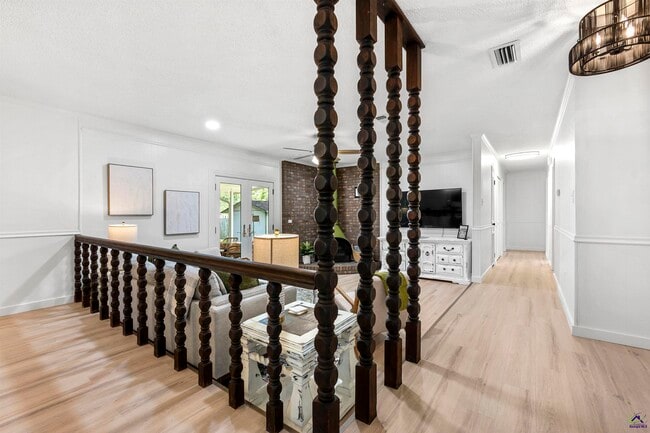 Foto del edificio - 1726 Greenwood Cir