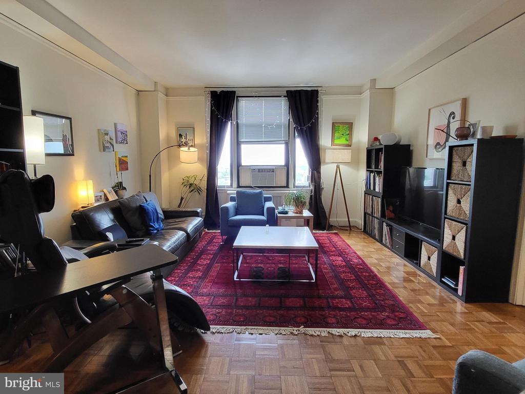 Foto principal - 2031 Locust St