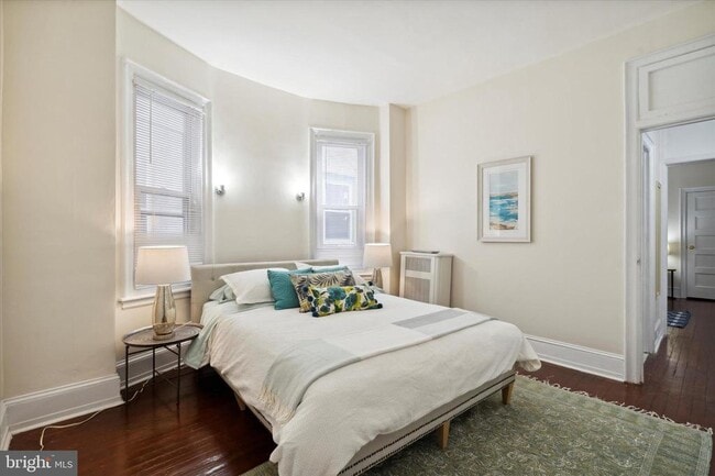 Building Photo - 4628 Sansom St