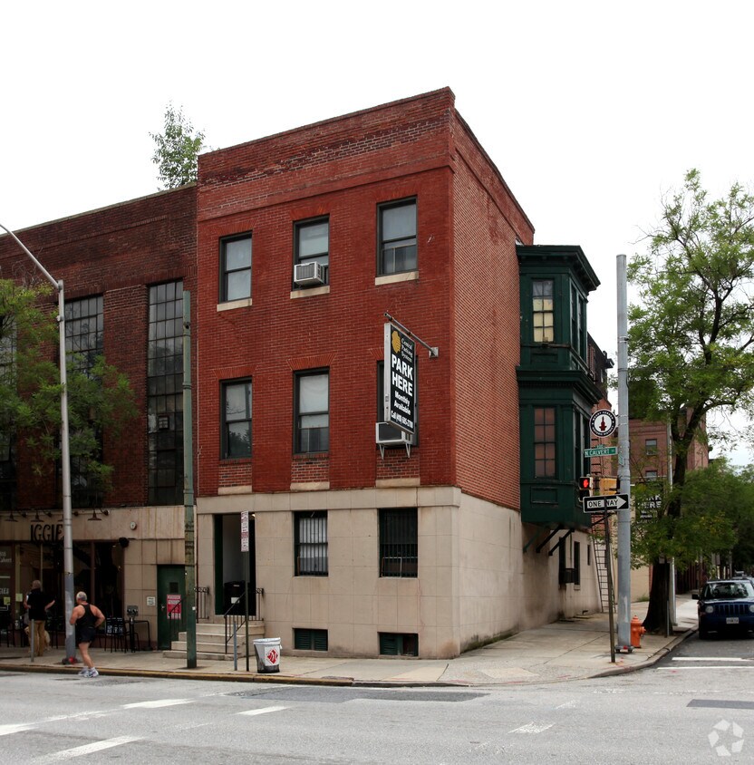 Primary Photo - 824 N Calvert St
