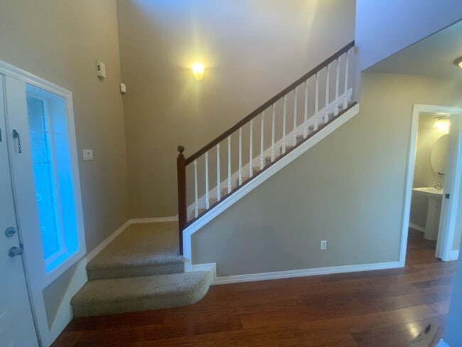 Foto del edificio - Beautiful Spanaway Home! Apply Today