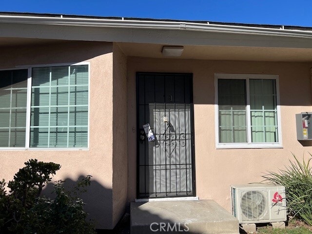 Building Photo - 738 S Stoneman Ave