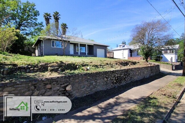 Foto del edificio - 1800 West St