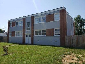 Building Photo - 3285 Sullivant Ave