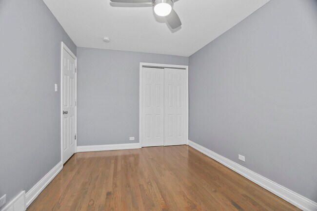 Foto del edificio - 7709 S Champlain Ave