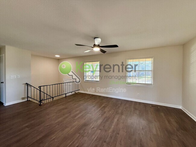 Foto del edificio - 8225 Cavan Cir