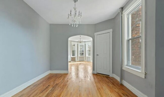 Foto del edificio - 1376 Jefferson Ave