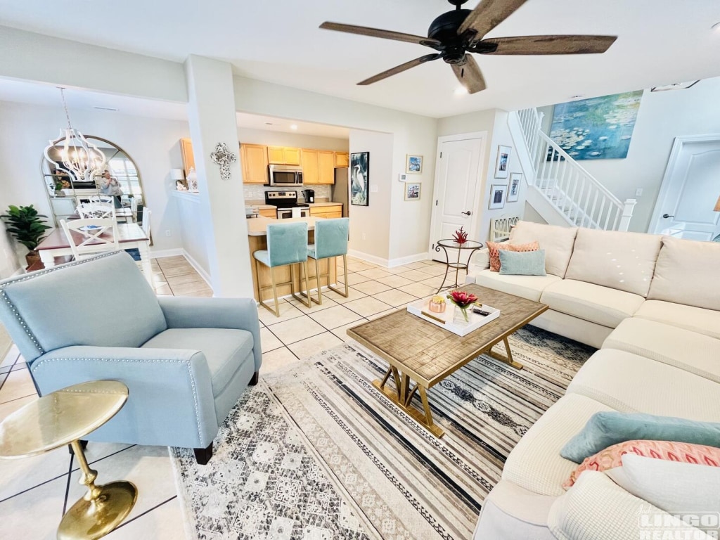 Family Room - 20256 Simonton Ct