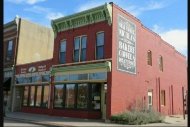 Primary Photo - 805 S Main St