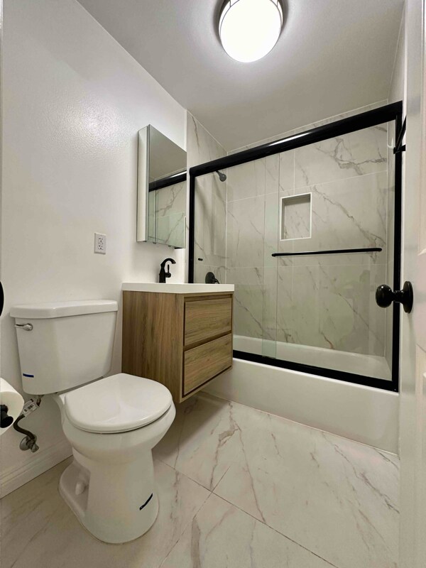 Foto del edificio - 3251 W 135th St