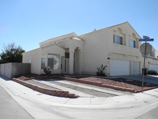 Building Photo - 1511 Avenida Fiesta