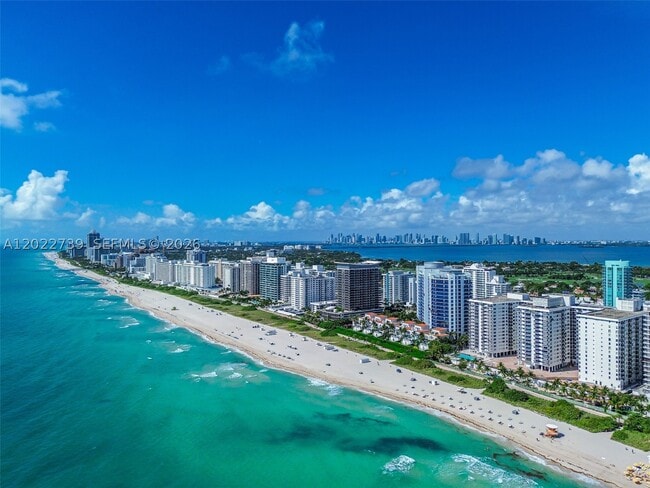 Building Photo - 6039 Collins Ave